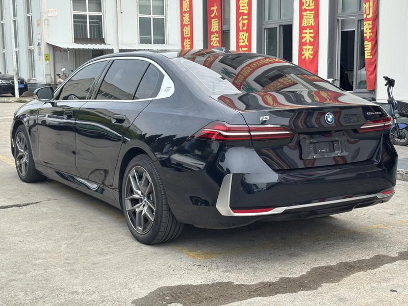 BMW i5, 2023 — фото 4 из 12