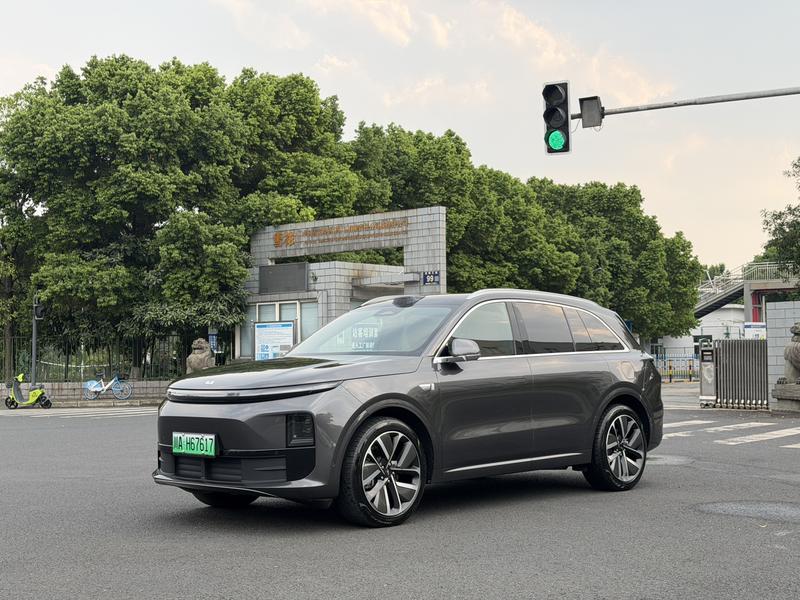 LiXiang L6, 2024 — купить в Санкт-Петербурге под ключ