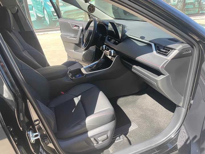 Toyota Wildlander Hybrid, 2023 — фото 8 из 12