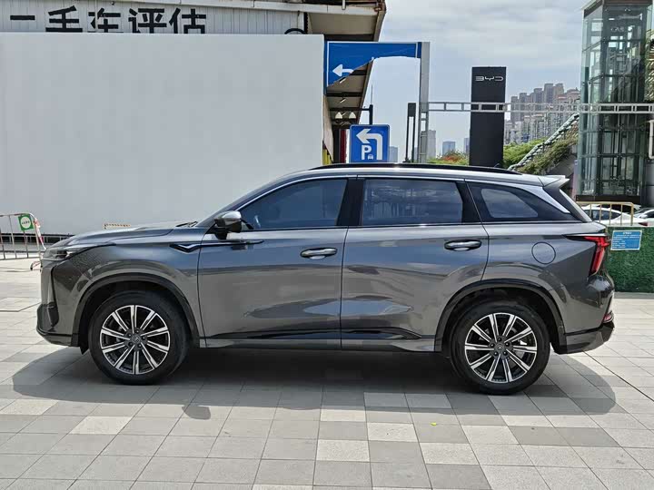 Changan CS75 Plus, 2023 — фото 4 из 9