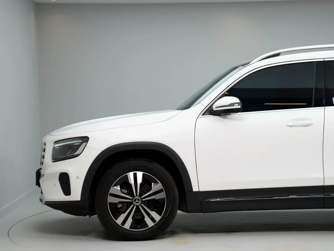 Mercedes-Benz GLB-Class, 2023 — фото 3 из 10