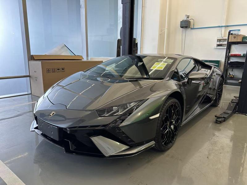 Lamborghini Huracán, 2024 — купить в Иванове под ключ