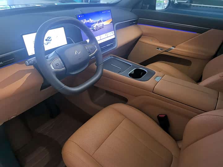 Dongfeng Yipai eπ 008, 2025 — фото 8 из 9