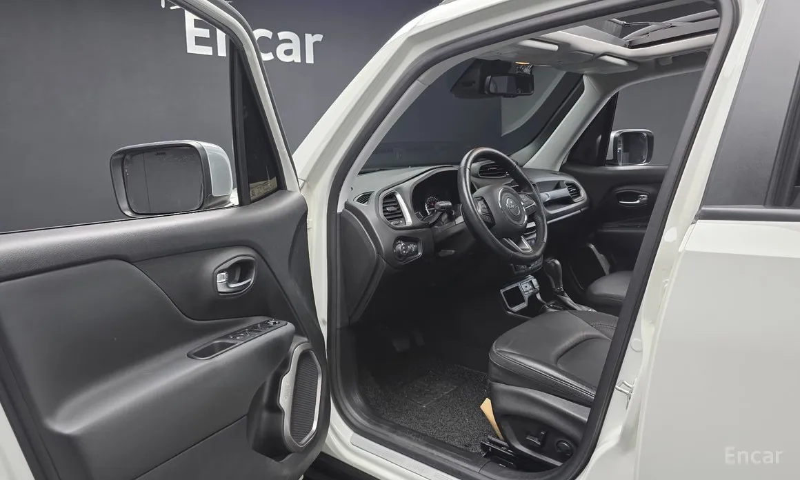 Jeep Renegade, 2022 — фото 10 из 12
