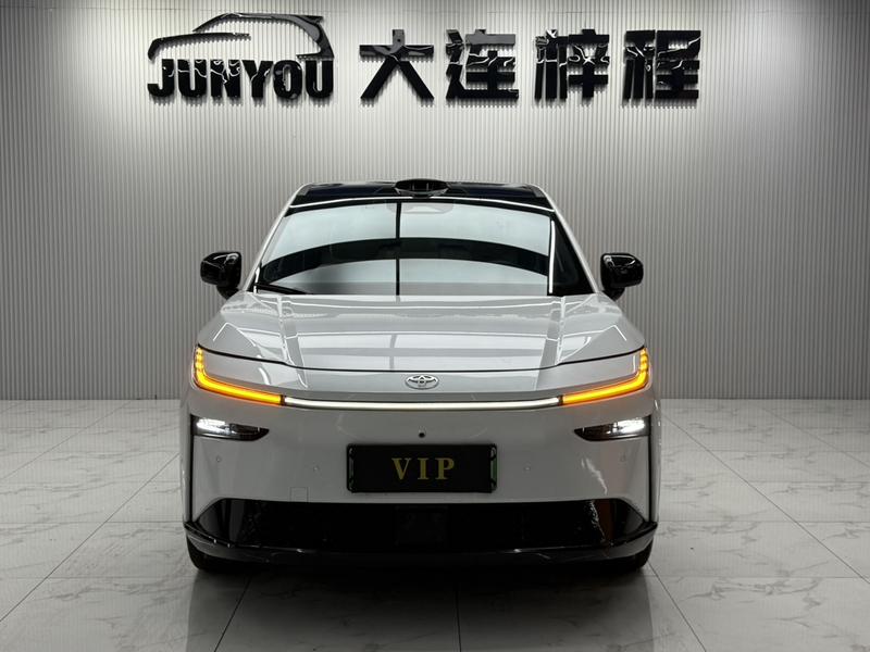 Toyota bZ3X, 2025 — фото 2 из 12