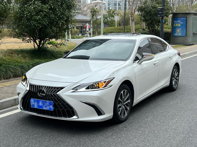 Lexus ES, 2024 — купить в Белгороде под ключ