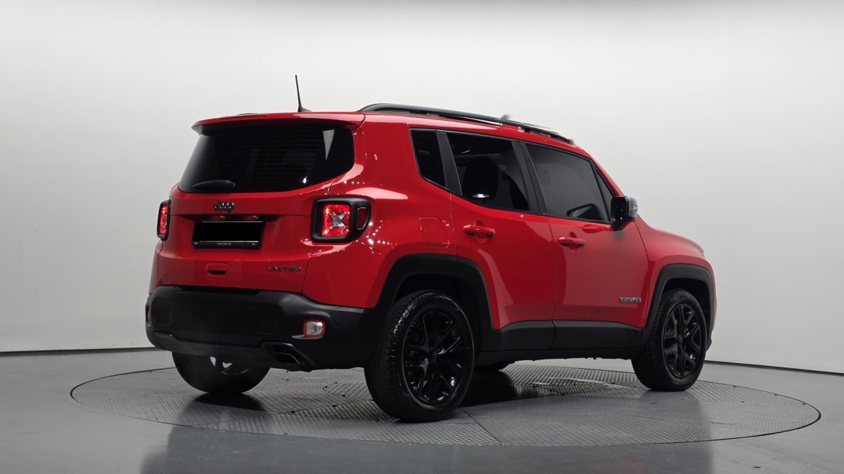 Jeep Renegade, 2022 — фото 2 из 12