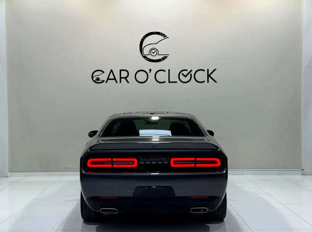 Dodge Challenger, 2022 — фото 7 из 10