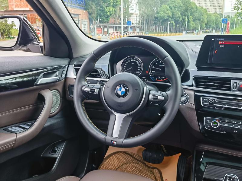 BMW X2, 2022 — фото 11 из 12