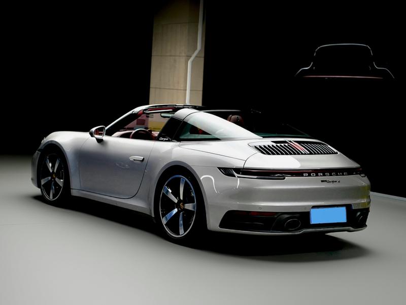 Porsche 911, 2022 — фото 4 из 11