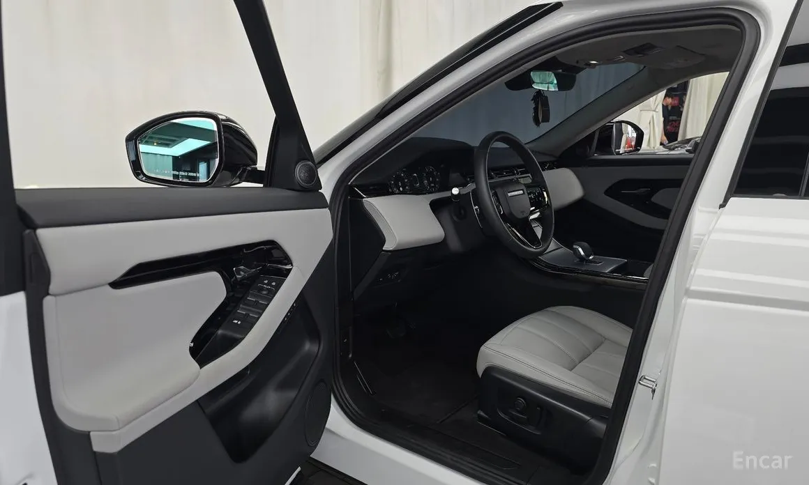 Land Rover Range Rover Evoque, 2024 — фото 10 из 12