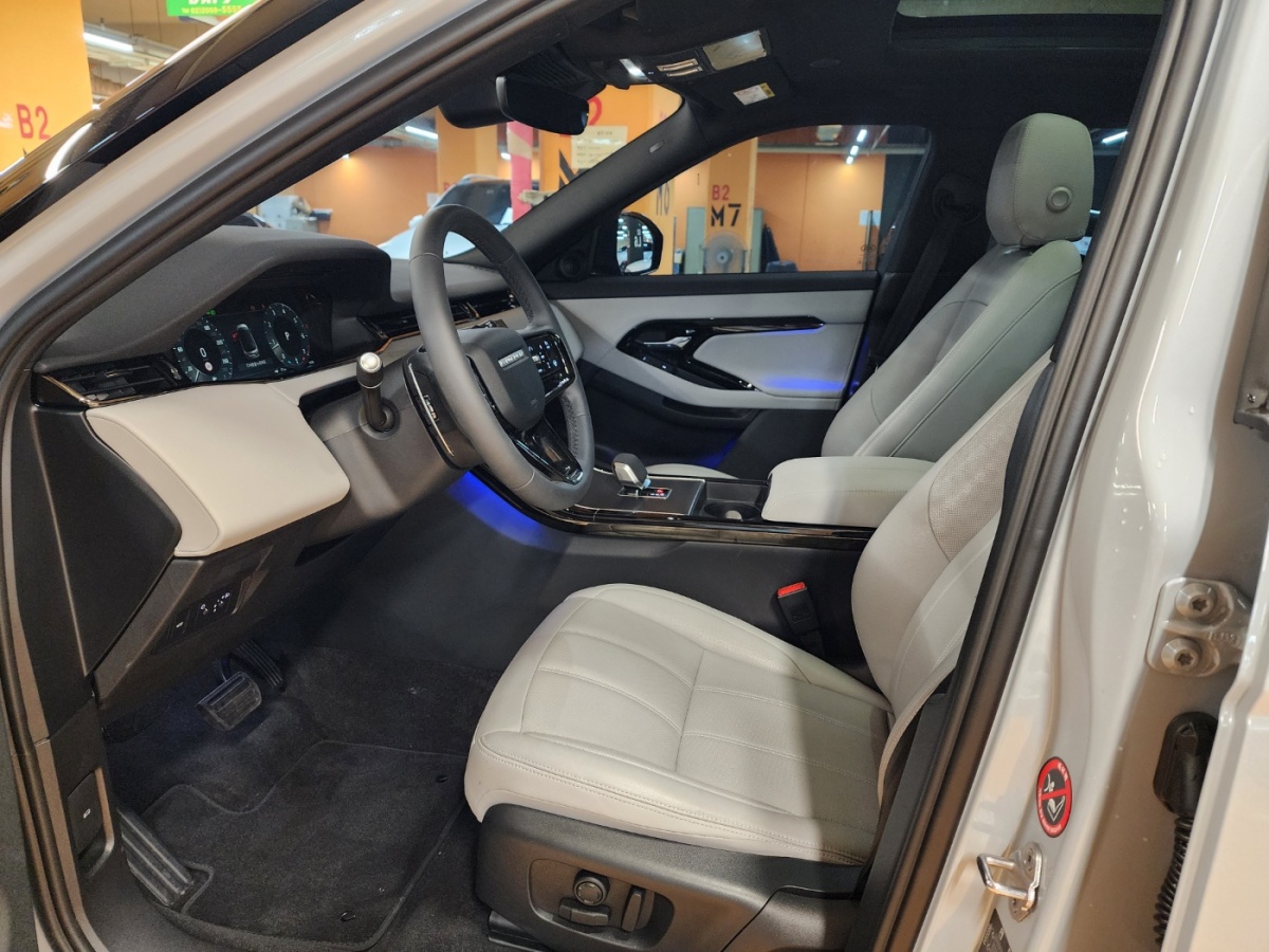 Land Rover Range Rover Evoque, 2025 — фото 9 из 12