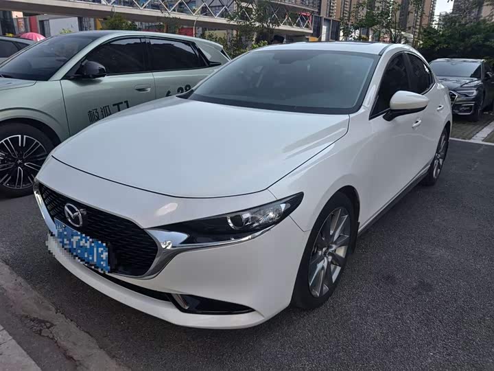Mazda 3 (Axela), 2023 — купить в Твери под ключ