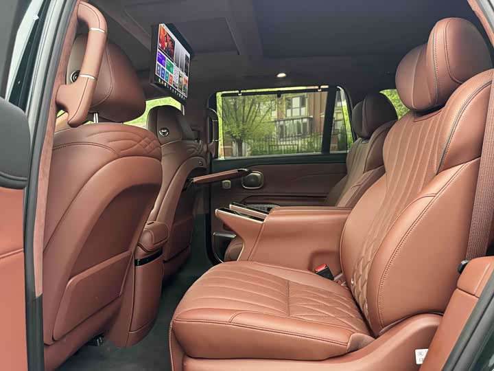 GAC Hyptec HL, 2025 — фото 6 из 9