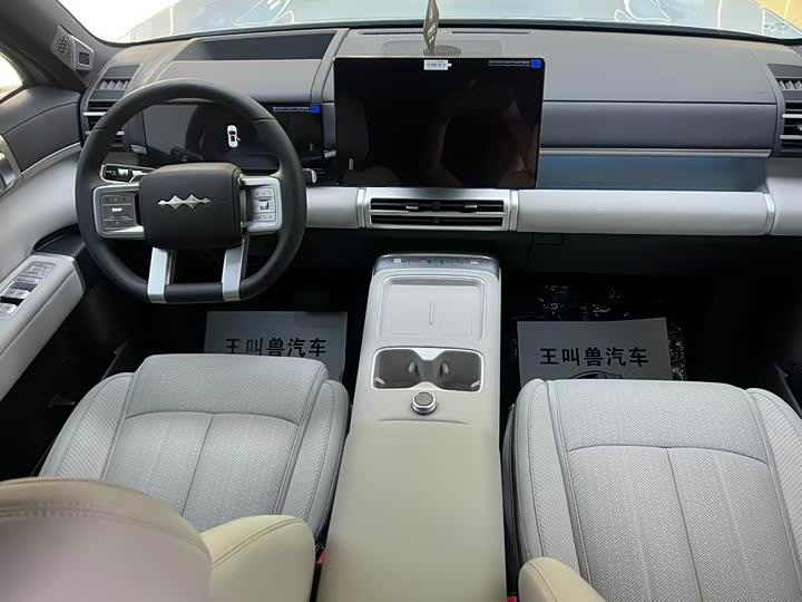 BYD FangChengBao Titanium 7 (Tai 7), 2026 — фото 4 из 9