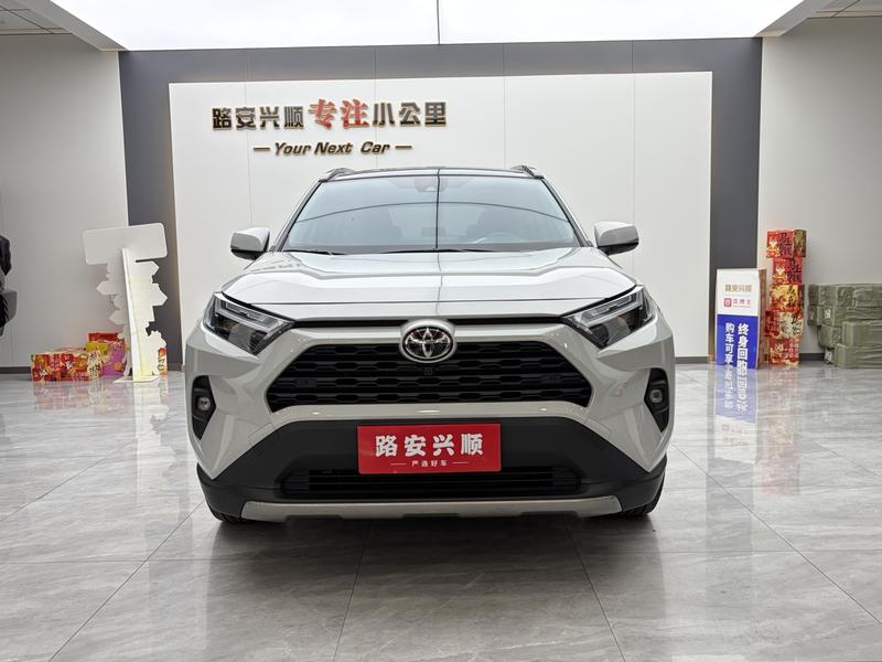 Toyota RAV4, 2024 — фото 2 из 12