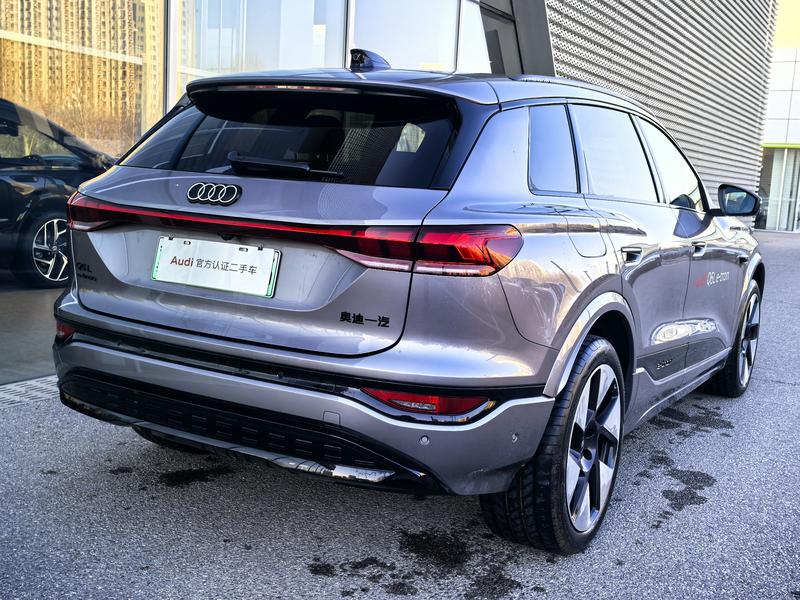 Audi Q6L e-tron, 2025 — фото 6 из 12
