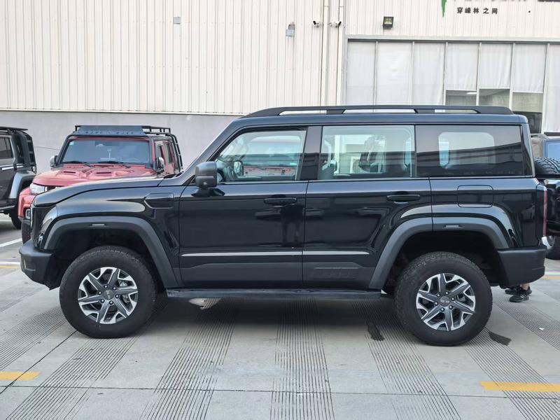BAIC Beijing BJ40, 2025 — фото 2 из 9