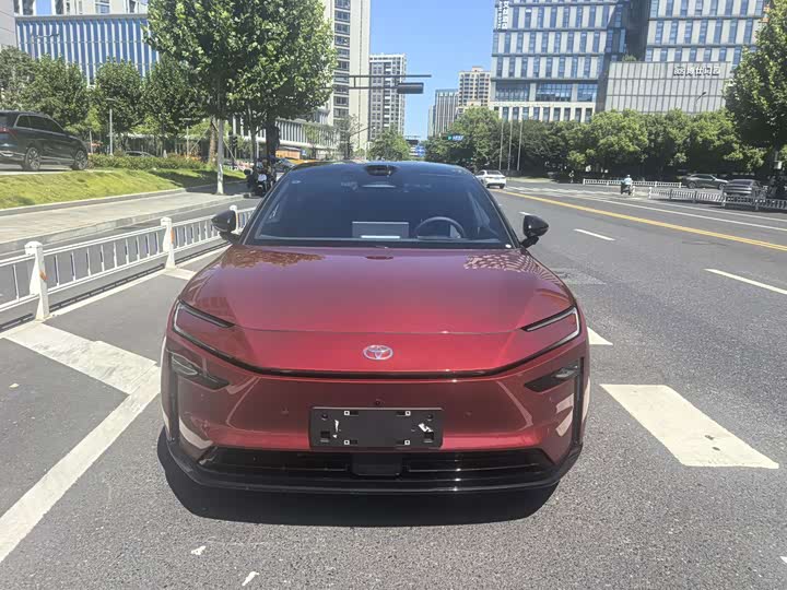 Toyota bZ7, 2025 — фото 2 из 9