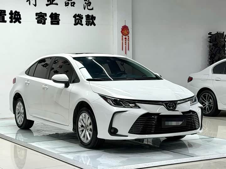 Toyota Corolla, 2023 — фото 3 из 9