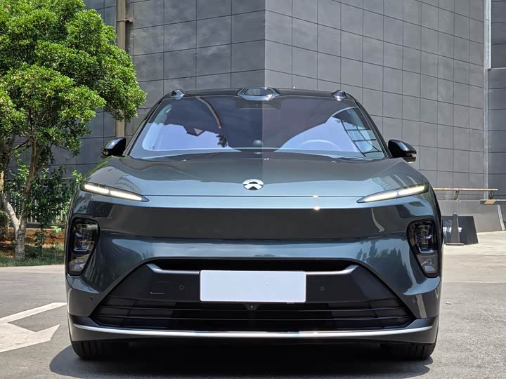Nio ES8, 2025 — фото 4 из 9