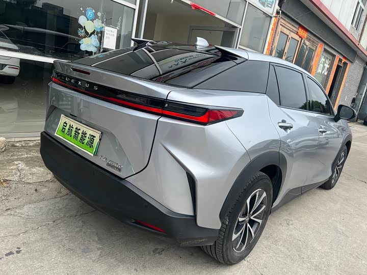 Lexus RZ, 2023 — фото 9 из 9