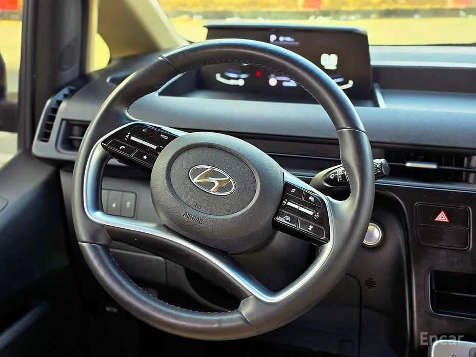 Hyundai Staria, 2022 — фото 10 из 12