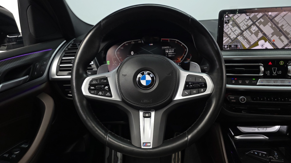 BMW X4, 2022 — фото 12 из 12