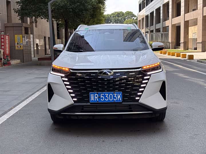 Chery Tiggo 8 Pro, 2025 — фото 2 из 9