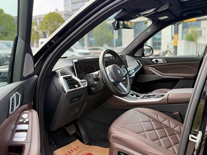 BMW X5, 2024 — фото 9 из 9