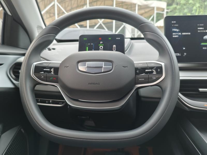 Geely Geometry A, 2022 — фото 8 из 12