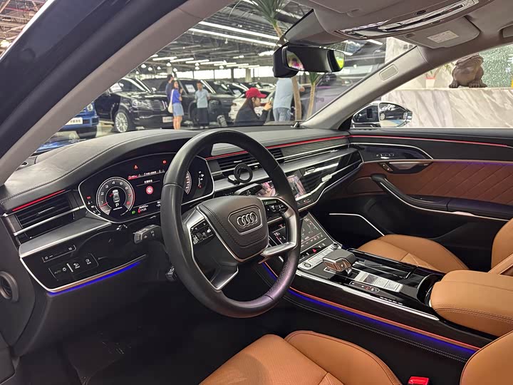 Audi A8, 2023 — фото 5 из 9
