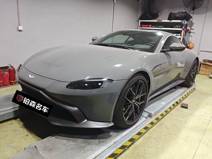 Aston Martin V8 Vantage, 2021 — купить в Саратове под ключ