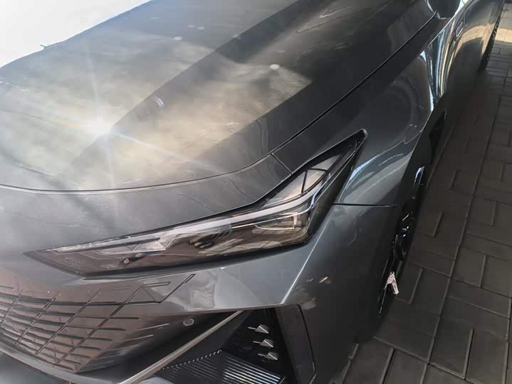 Changan UNI-V Hybrid, 2023 — фото 5 из 9