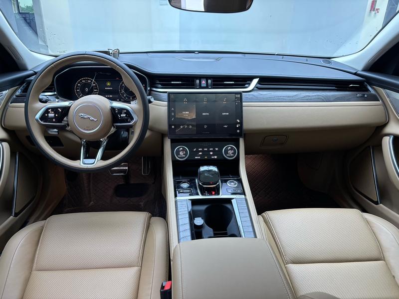 Jaguar XF L, 2025 — фото 7 из 9