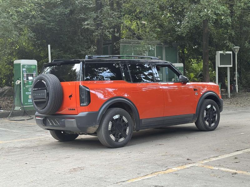 Ford Bronco Hybrid/EV, 2025 — фото 7 из 12
