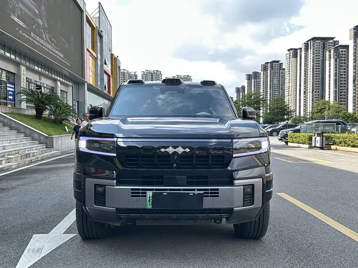 BYD FangChengBao Leopard 8, 2025 — фото 2 из 9
