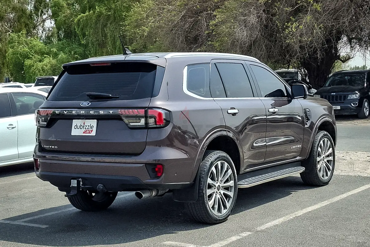 Ford Everest, 2024 — фото 6 из 10