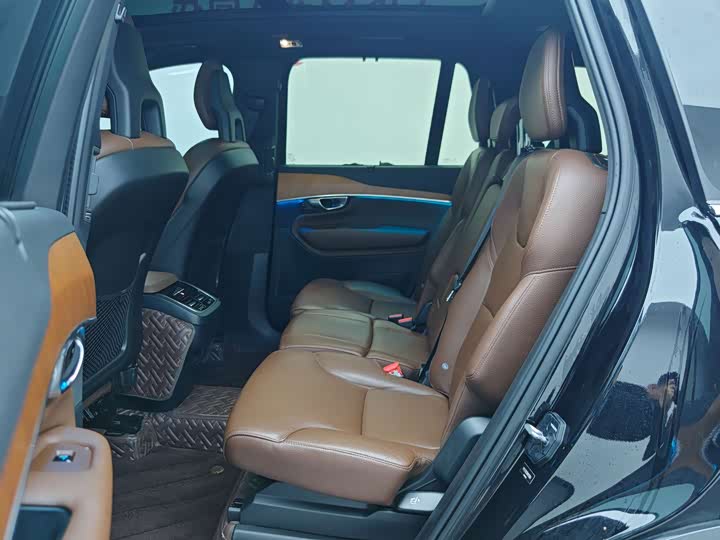 Volvo XC90, 2022 — фото 4 из 9