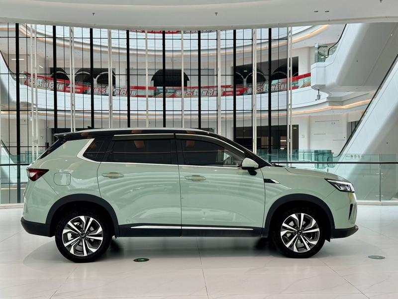 Wuling Asta, 2021 — фото 8 из 12