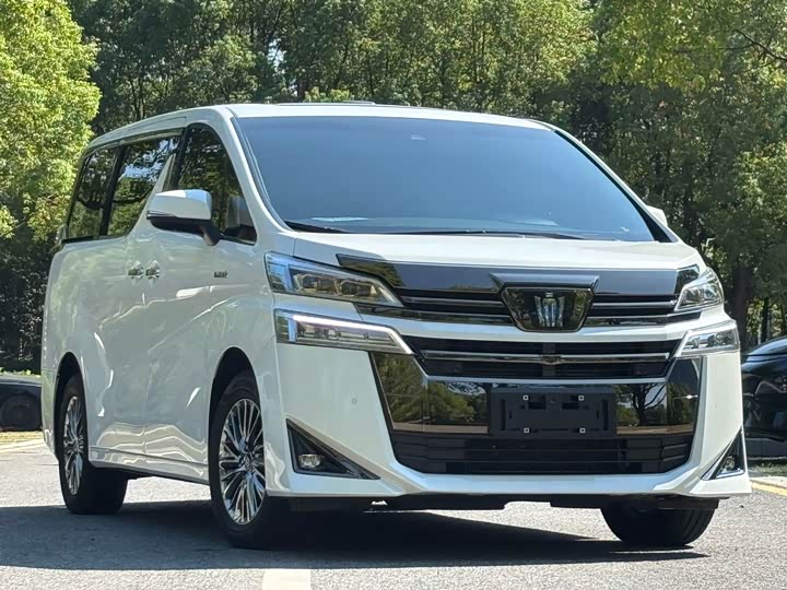 Toyota Vellfire, 2023 — фото 3 из 12