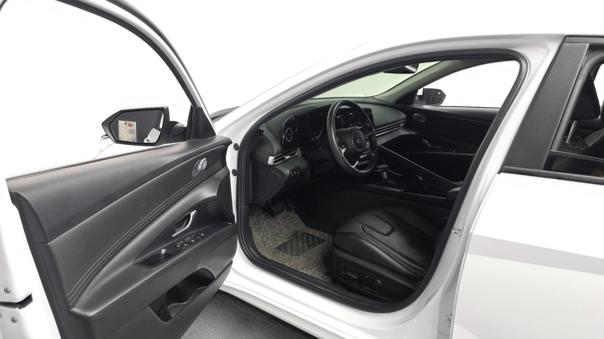 Hyundai Avante, 2022 — фото 10 из 12