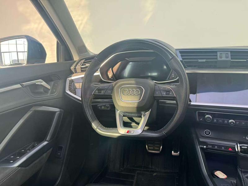 Audi Q3 Sportback, 2023 — фото 10 из 12
