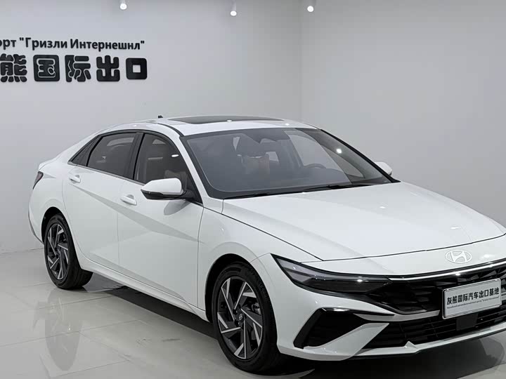 Hyundai Elantra N line, 2024 — фото 3 из 9