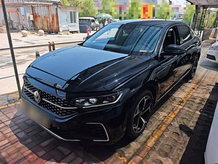 Volkswagen Passat, 2023 — фото 2 из 9
