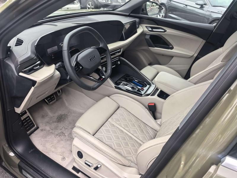 Audi Q5L, 2025 — фото 12 из 12