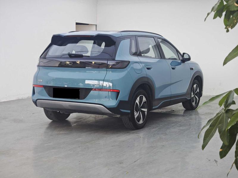 BYD Sea Lion 05 EV, 2025 — фото 6 из 10