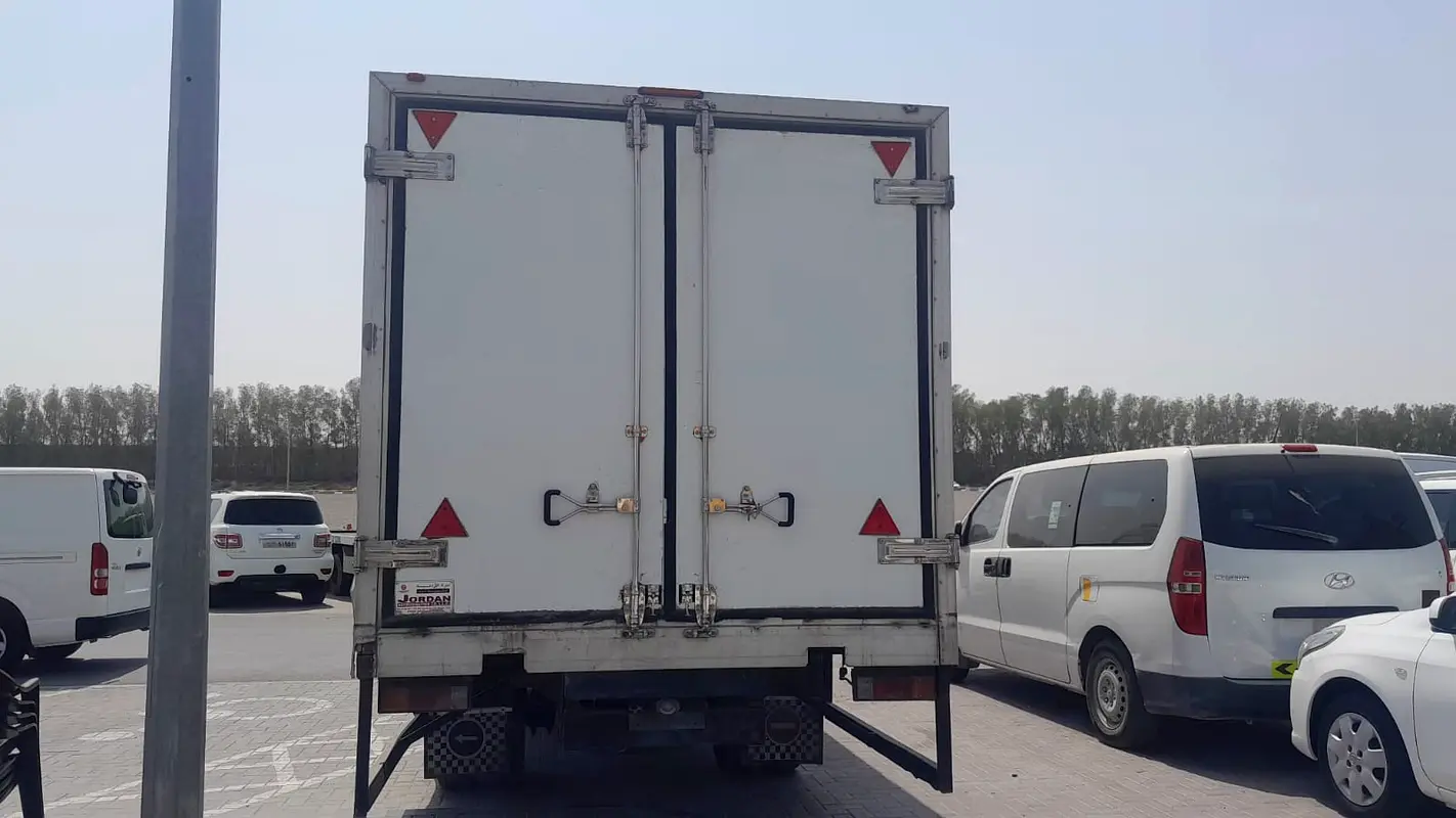Mitsubishi Canter, 2022 — фото 3 из 10
