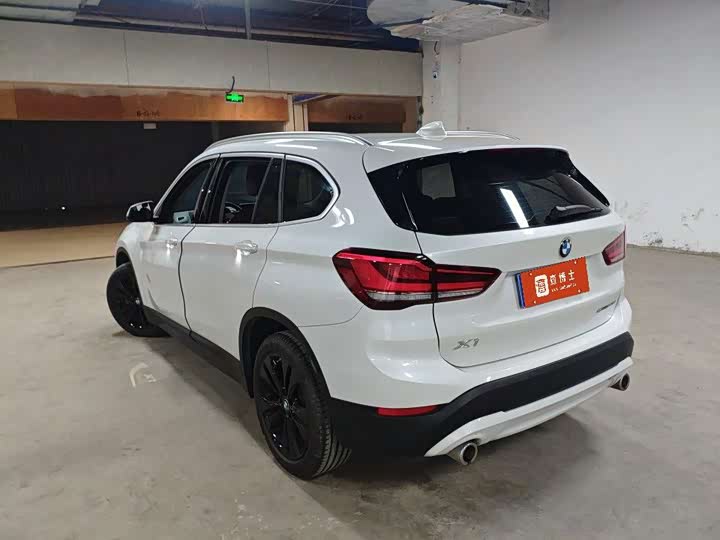 BMW X1, 2021 — фото 3 из 9