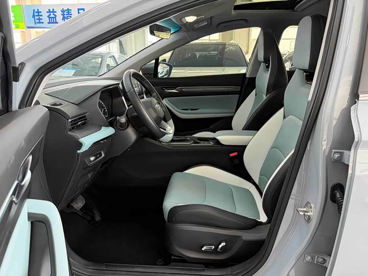Geely Emgrand GS, 2022 — фото 8 из 9